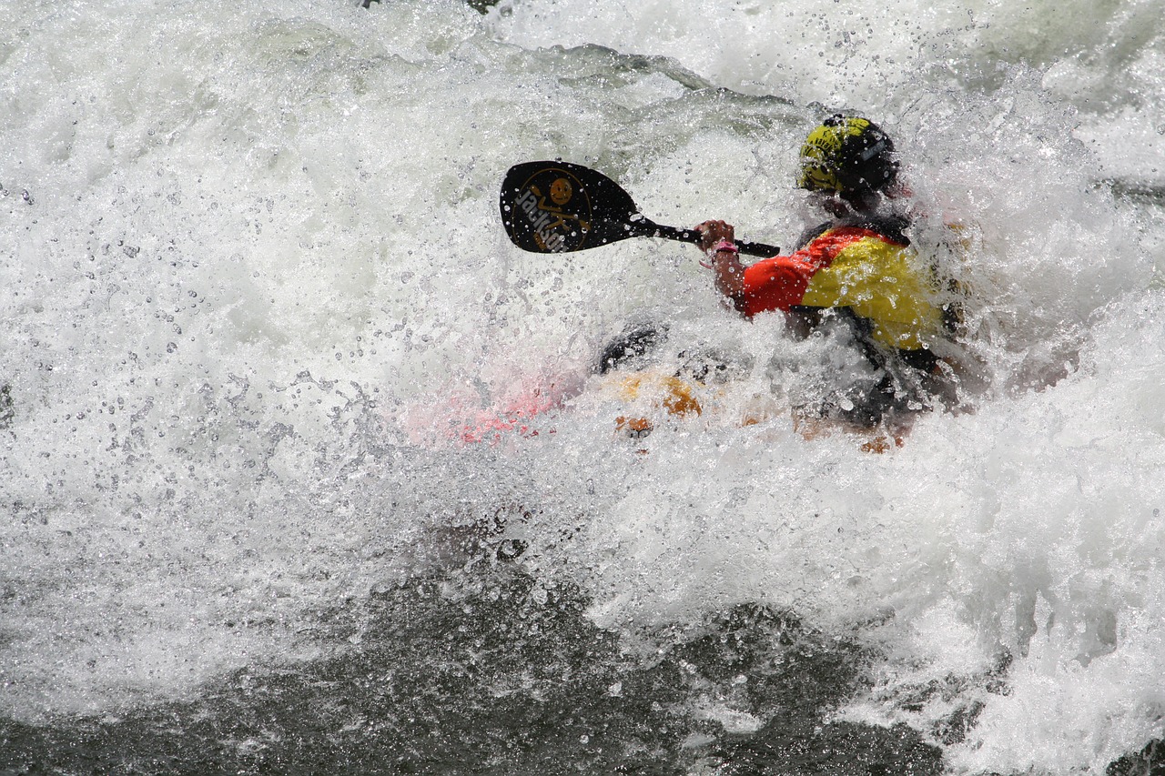 white-water-864693_1280